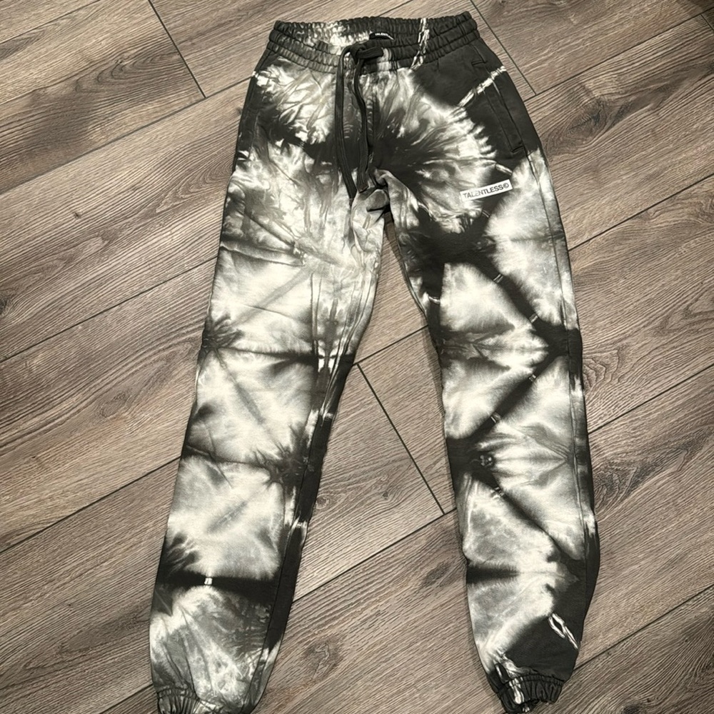 Talentless tie die joggers